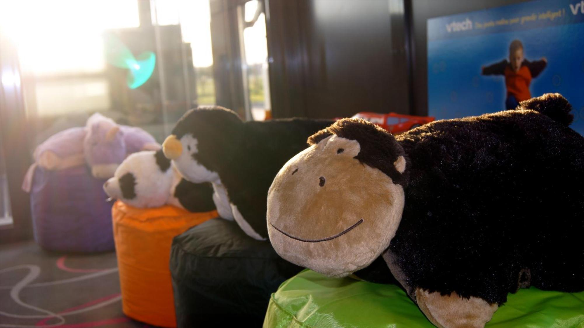 Ibis Styles Romans-Valence Gare Tgv Alixan Exterior foto